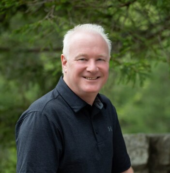 Mike Swindell Headshot