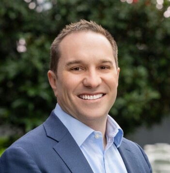 Drew Zarges Headshot