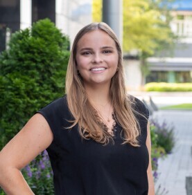 Annie O’Keefe Headshot