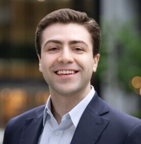 Alex Freedman Headshot