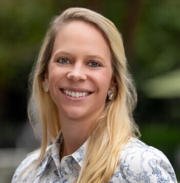Kelly Hays Headshot